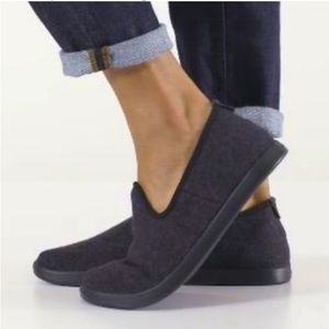 allbirds Black on Black Wool Lounger Slip On